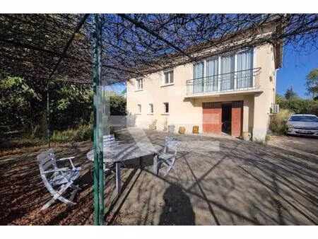 a vendre maison avec terrain sur uchaud