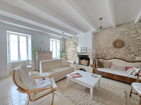 maison en pierre  6 chambres  cda