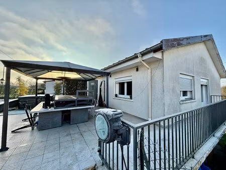 vente maison 6 pièces  150.00m²  madonne