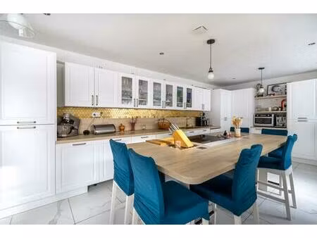 maison de 6 pièces de 97 m² à toulon est