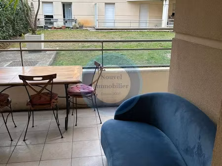 location appartement 3 pièces 64.5 m² à vallauris (06220)  1 280 €