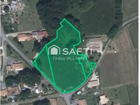 authentique bâtisse à réinventer sur grand terrain  projet rare à fort potentiel