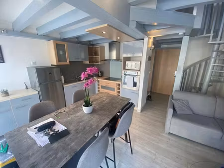 location meublée appartement 2 pièces 44 m² à annemasse (74100)  1 450 €