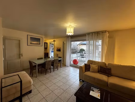 location meublée appartement 4 pièces 86 m² à annemasse (74100)  2 600 €