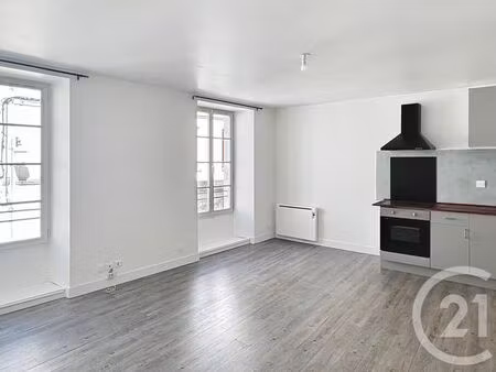 appartement f2 à louer - 2 pièces - 47 23 m2 - villebois lavalette - 16 - poitou-charentes