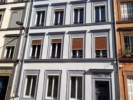 location meublée appartement 3 pièces 70 m² à strasbourg (67000)  1 200 €