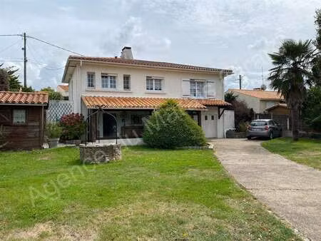 vente maison à bretignolles-sur-mer (85470) : à vendre / 77m² bretignolles-sur-mer