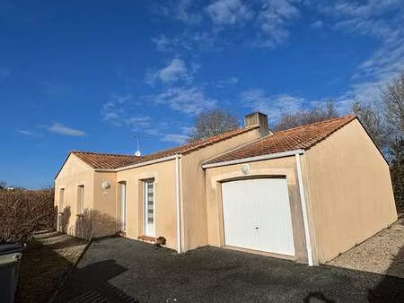 vente maison à commequiers (85220) : à vendre / 92m² commequiers