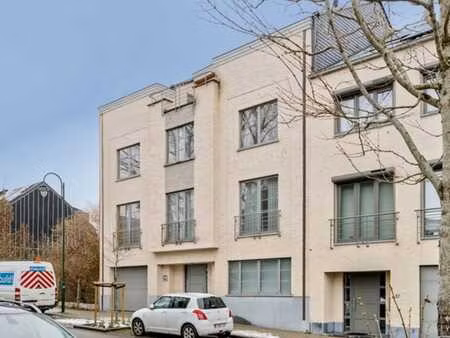 maison d’exception avec bureaux – idéal profession libérale