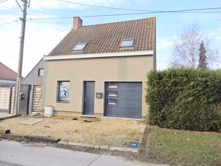 alleenstaande woning te torhout.