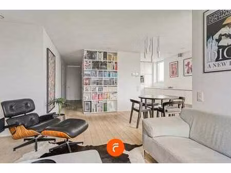 hoogwaardig afgewerkt appartement op uitstekende ligging