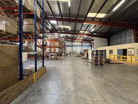 location locaux professionnels 240 m² à rivery (80136)  1 660 €