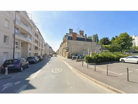 location locaux professionnels 88 m² à reims (51100)  1 300 €