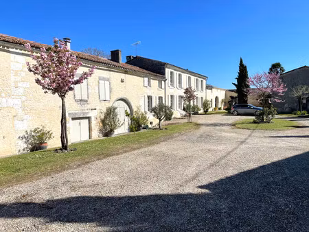 maison à vendre à bellevigne (16120) - charente