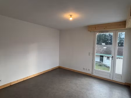 studio refait à neuf plein soleil idéal investisseur ou