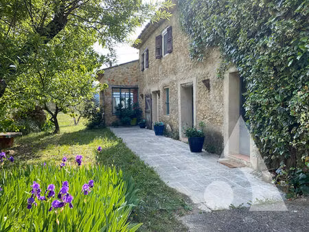 coup de c?ur - mas provençal à entrecasteaux ? 440.000 euros