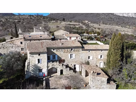 maison en pierre