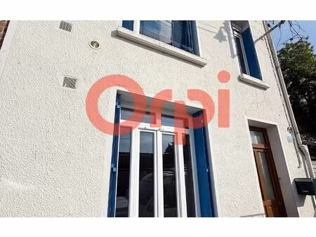 location maison  m² t-2 à péronne  580 €