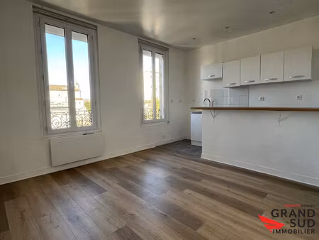 t2 rénové - barrière du médoc