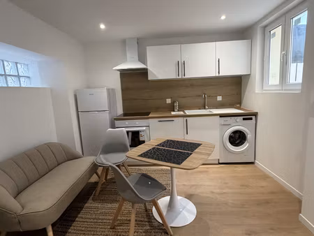 à louer t3 duplex meublé centre-ville de sens