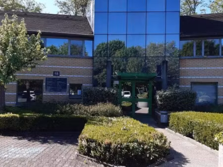 a louer 42.70 m² de bureaux à champs sur marne