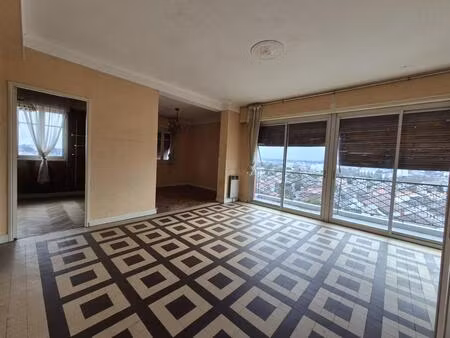 cœur côte pavée - appartement de 6 pièces à rénover - vue exceptionnelle