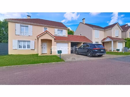 exclusivité - maison 4 chambres au coeur de la nature à fontenay en parisis  130 m2