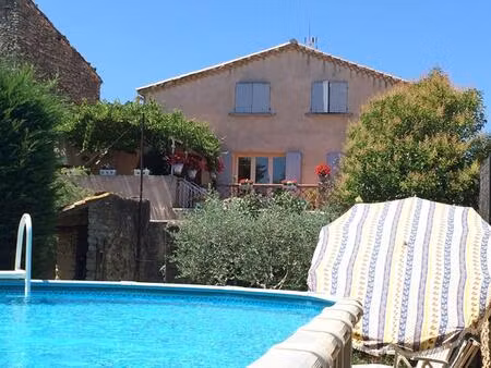 maison 8 pièce(s) 210 m2