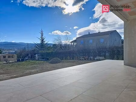 villa 6 pièce(s) 142 m²