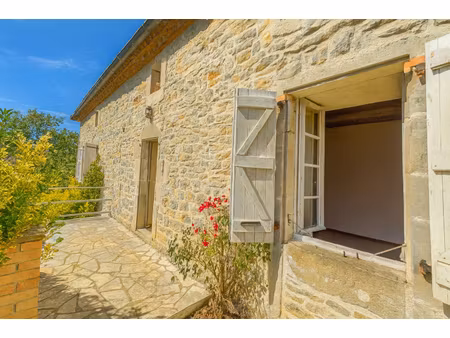 au calme  beau projet de rénovation!