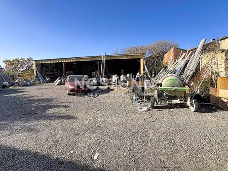 hangar de 178 m2 sur terrain à batir