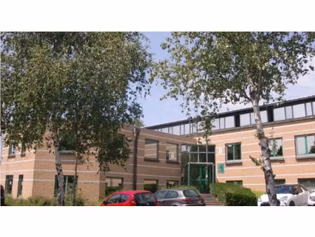 a vendre 301 m² de bureaux a champs sur marne