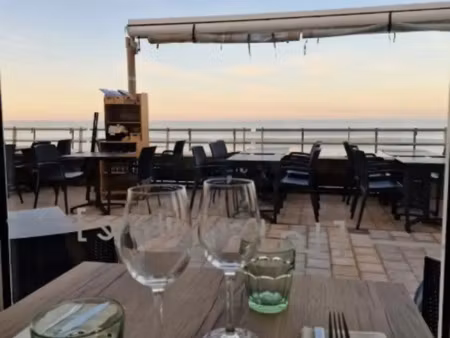 fonds de commerce restaurant à vendre saint gilles croix de vie (85)