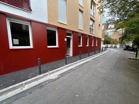 local commercial à louer de 150m2