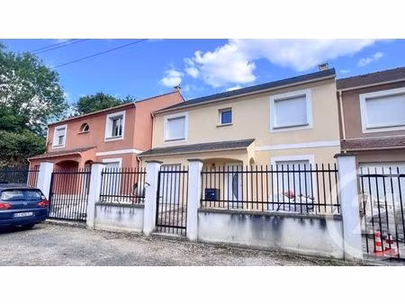 maison à louer - 5 pièces - 111 45 m2 - sucy en brie - 94 - ile-de-france
