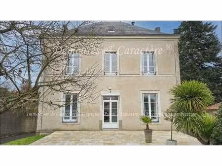 vente maison à clisson (44190) : à vendre / 200m² clisson