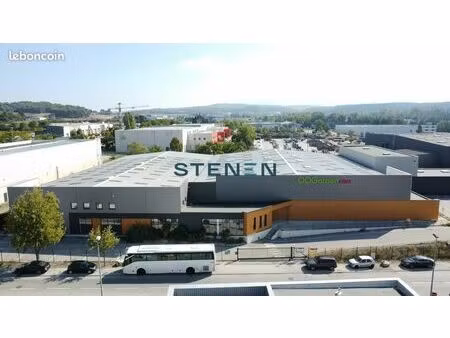 local d'activité 4 800 m²