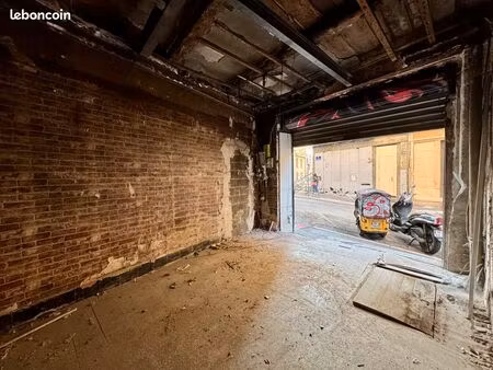 ? local commercial 91 m² – réformés / rue adolphe thiers – sans droit au bail