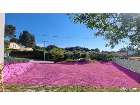 terrain velaux 250m²