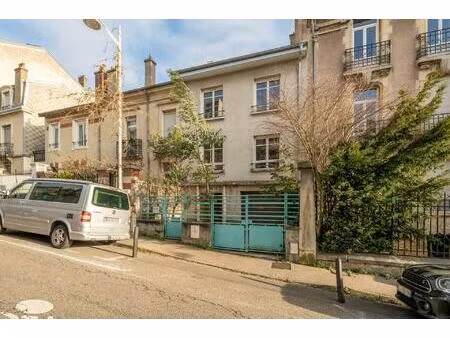 maison 5 chambres dans quartier recherché