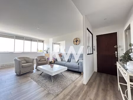 appartement rénové avec balcon et garage – chamalières