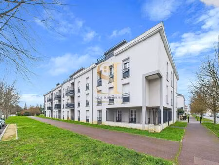 appartement à saint-pierre-du-perray (91280)