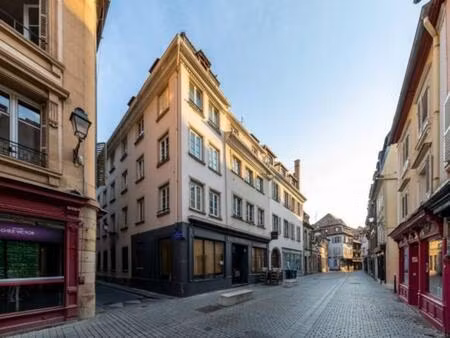 hyper centre - 16 lots d'habitation