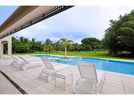 villa contemporaine d’exception au cœur de the gardens – anahita - mzimc1033