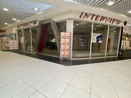 achat local commercial 85m² bourg de peage 26300