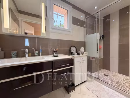 vente maison 10 pièces 300 m² peymeinade (06530)