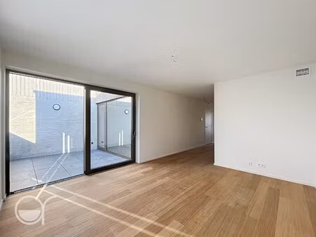 appartement te huur in zwijnaarde met 2 slaapkamers