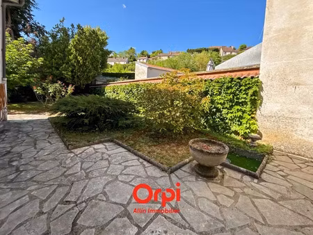 vente maison 5 pièces 205 m² à chambon-sur-voueize (23170)  142 000 €