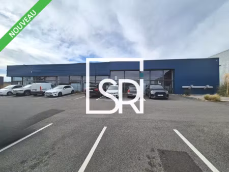 location local commercial 695m² aubiere 63170