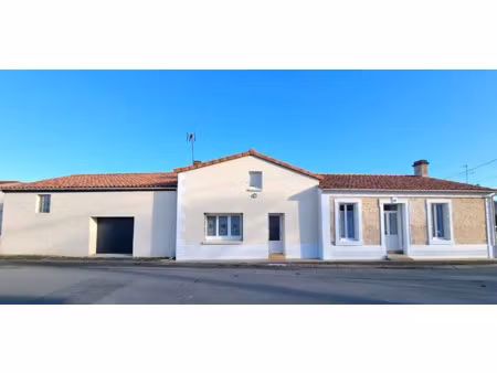 vente maison 3 pièces 96 m² à les magnils-reigniers (85400)  193 000 €